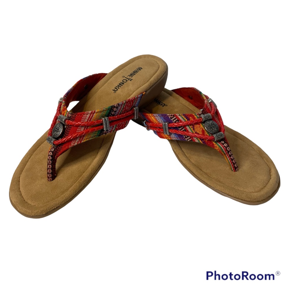 Minnetonka Silverthorne Frisco Multicolor Red Aztec Southwest Thong Sand…